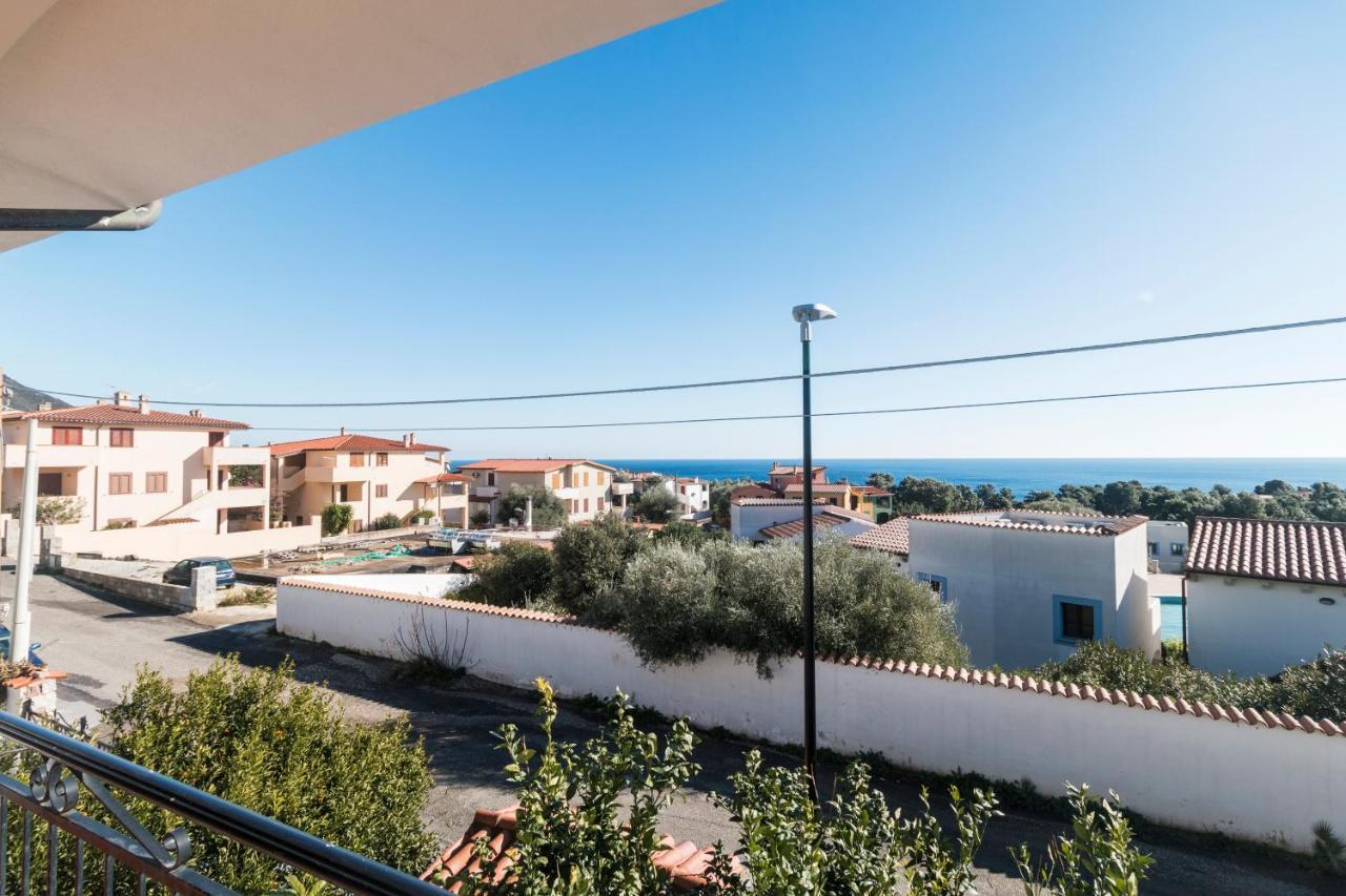Suite Apartment La Punta Cala Gonone Exterior photo