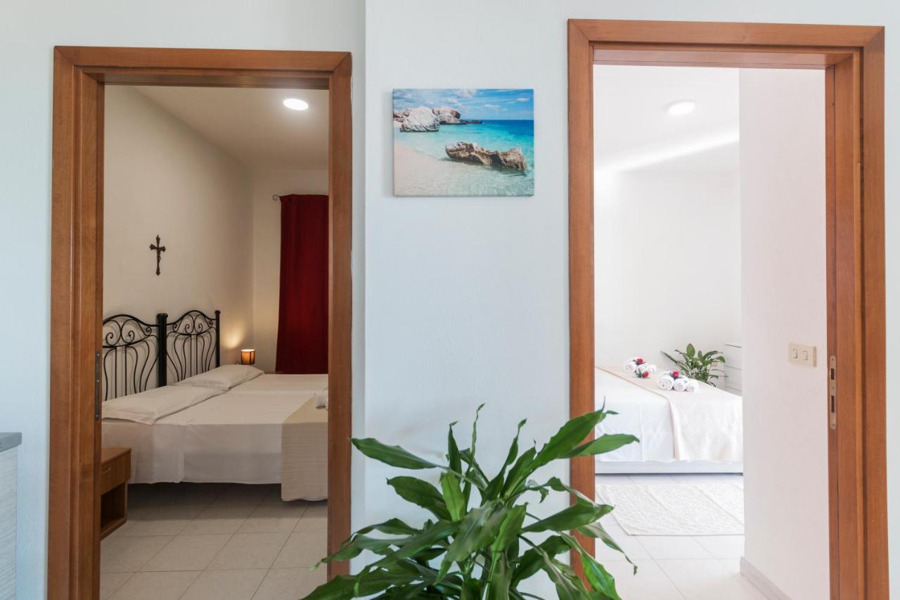 Suite Apartment La Punta Cala Gonone Exterior photo