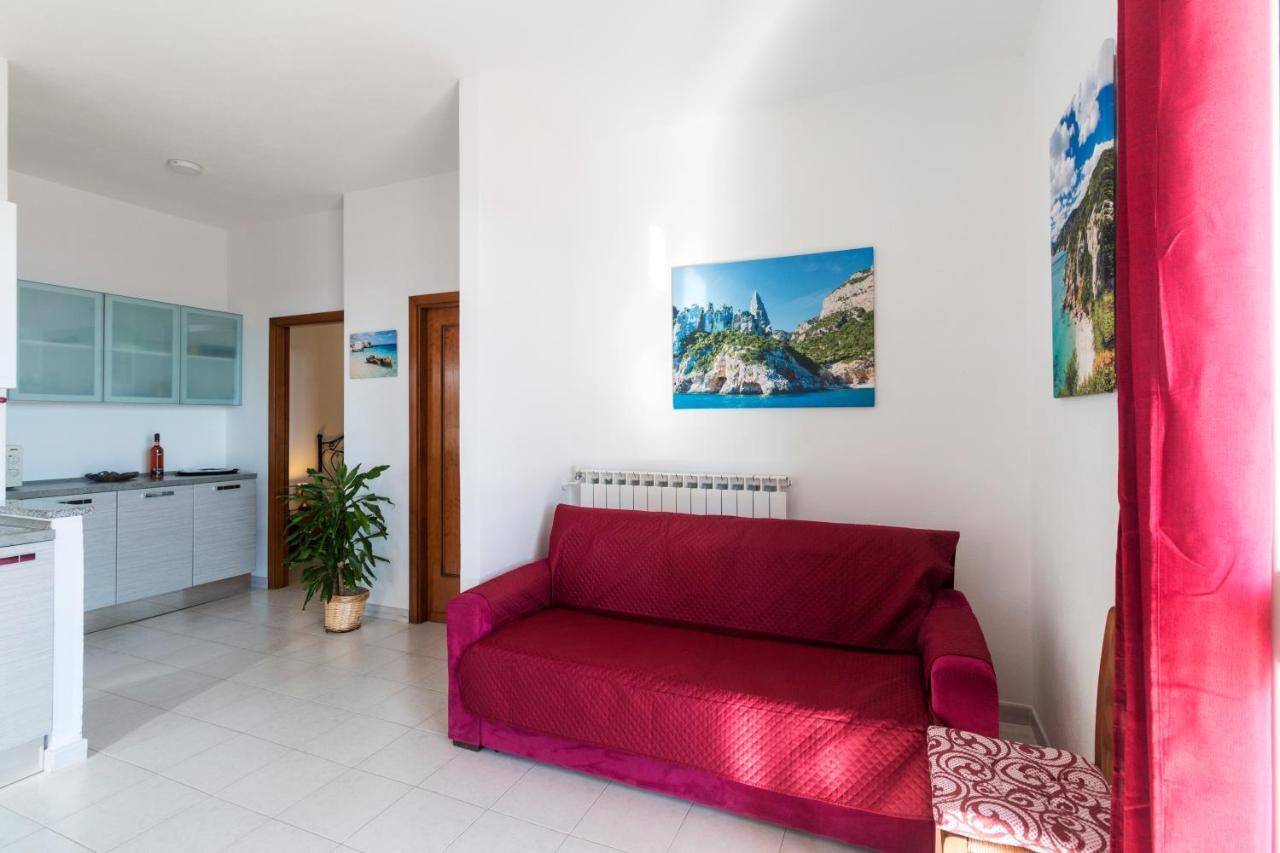 Suite Apartment La Punta Cala Gonone Exterior photo